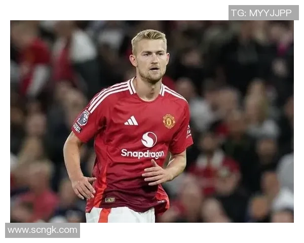 德里赫特因伤将缺席重要比赛，球迷担心他复出时间